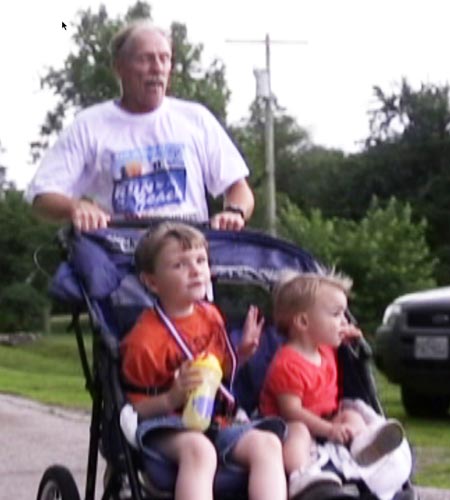 Lawson_Barclay_and_passengers